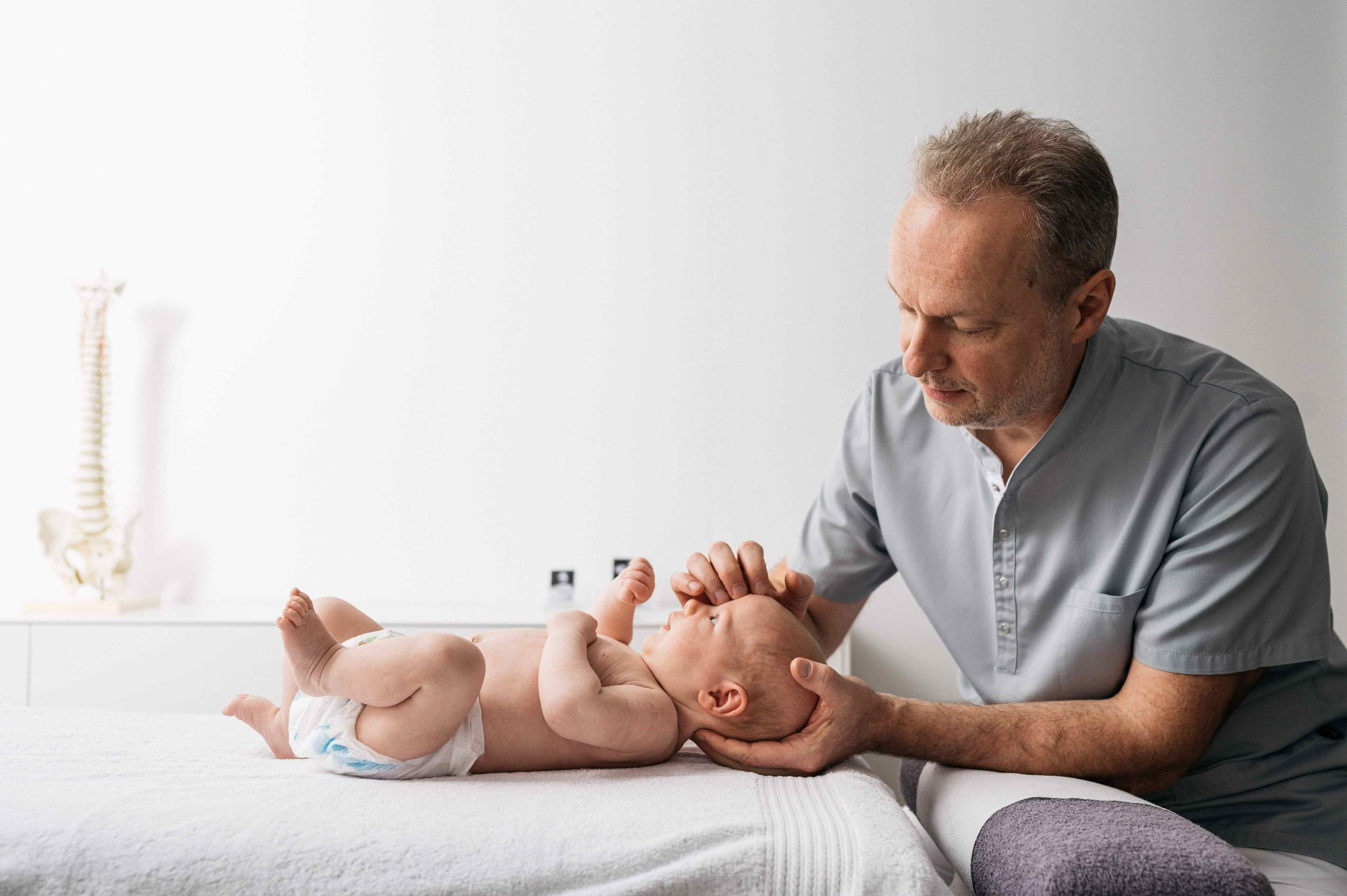 Osteopathie behandeling bij baby's